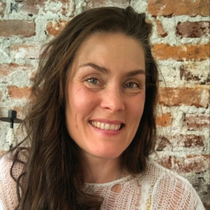 Mari Bergström, Terapeutti MariBee